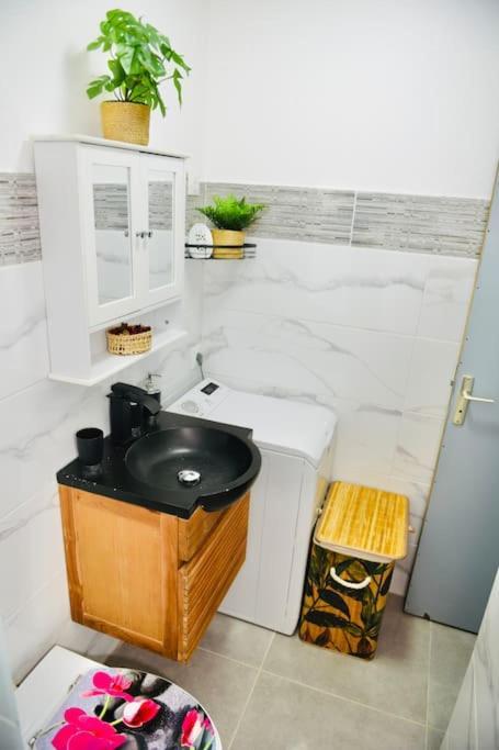 Ti Coin Mayero: Parking Free + Plage De Saint Anne Sainte-Anne Ngoại thất bức ảnh